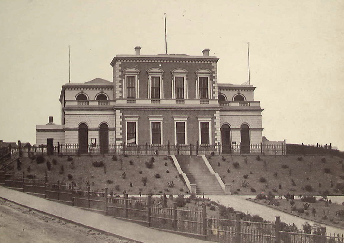 Photograph of Ballarat East Town Hall